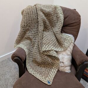 Crochet Afghan Wheelchair Lap Blanket Throw Brown Granny Square 36x36" Angel